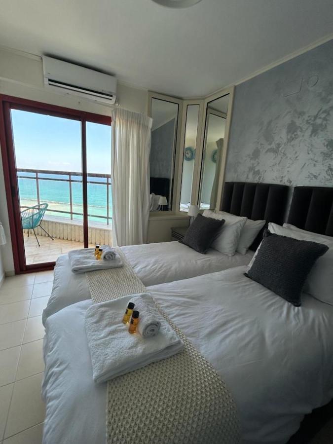 Sea-Front Apartment Netanya Exterior foto